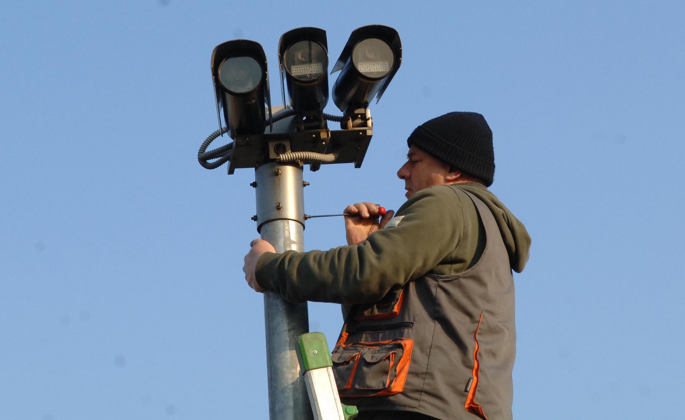 Firenze, i quartieri ‘sorvegliati speciali’: accese 50 telecamere. Ex Maggio e Isolotto: più sicurezza Firenze, i quartieri ‘sorvegliati speciali’: accese 50 telecamere. Ex Maggio e Isolotto: più sicurezza