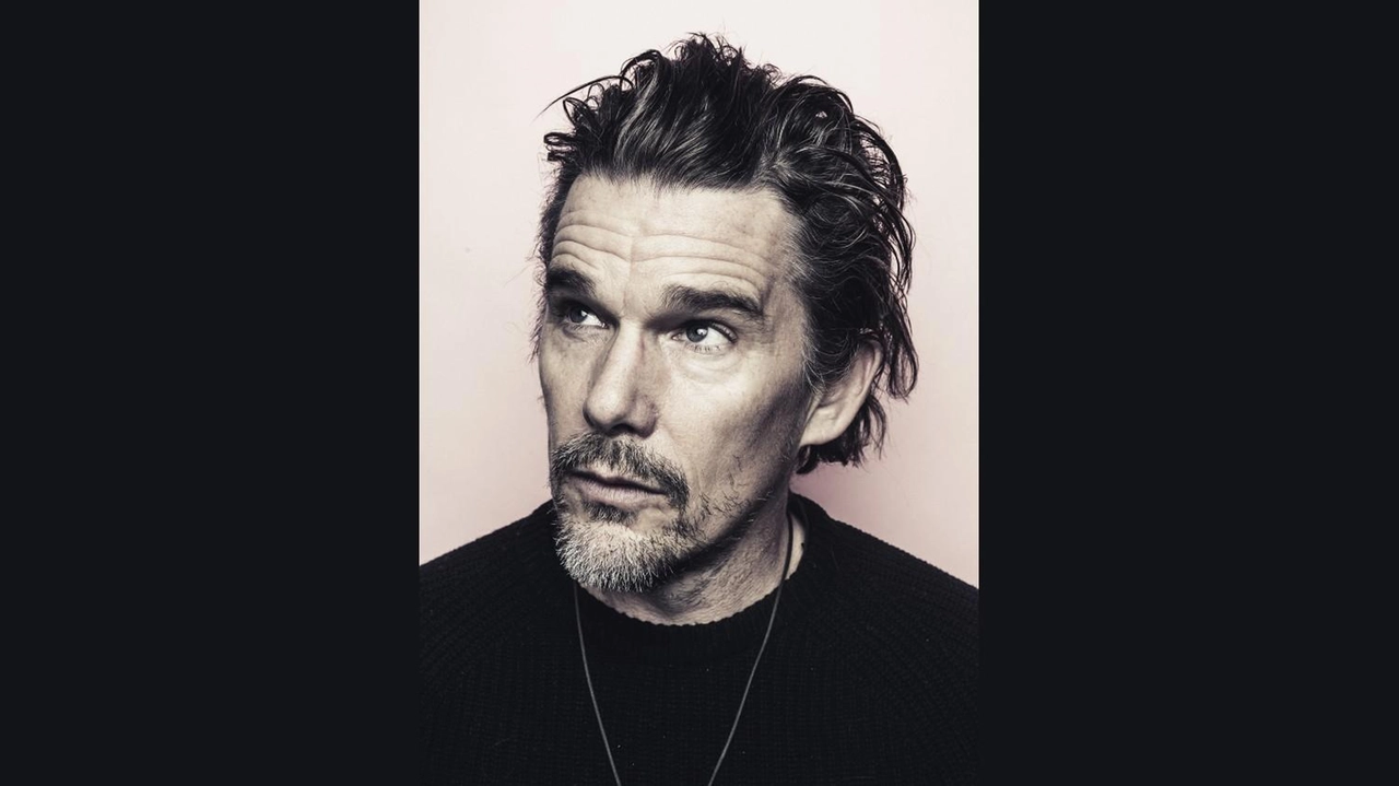 Il Lucca Film Festival 2024 ospita illustri attori come Matthew Modine e Ethan Hawke, con proiezioni, premi e masterclass aperte al pubblico. Il Lucca Film Festival 2024 ospita illustri attori come Matthew Modine e Ethan Hawke, con proiezioni, premi e masterclass aperte al pubblico.