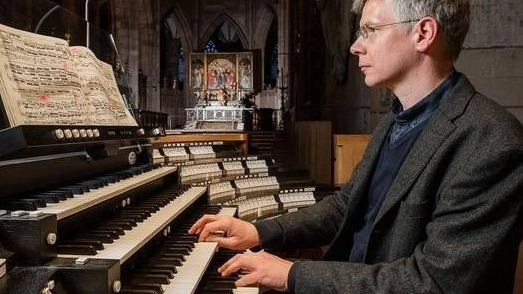Matthias Maierhofer, maestro di origine austriaca, è titolare del grande organo del Duomo di Friburgo. (Germania): stasera sarà lui a chiudere il festival Matthias Maierhofer, maestro di origine austriaca, è titolare del grande organo del Duomo di Friburgo. (Germania): stasera sarà lui a chiudere il festival