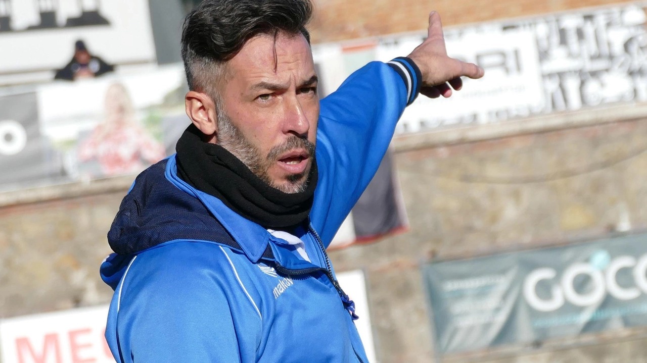 L’allenatore della Sangiovannese, Marco Bonura