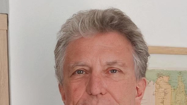 Mike Carlos veniva da Washington Mike Carlos veniva da Washington