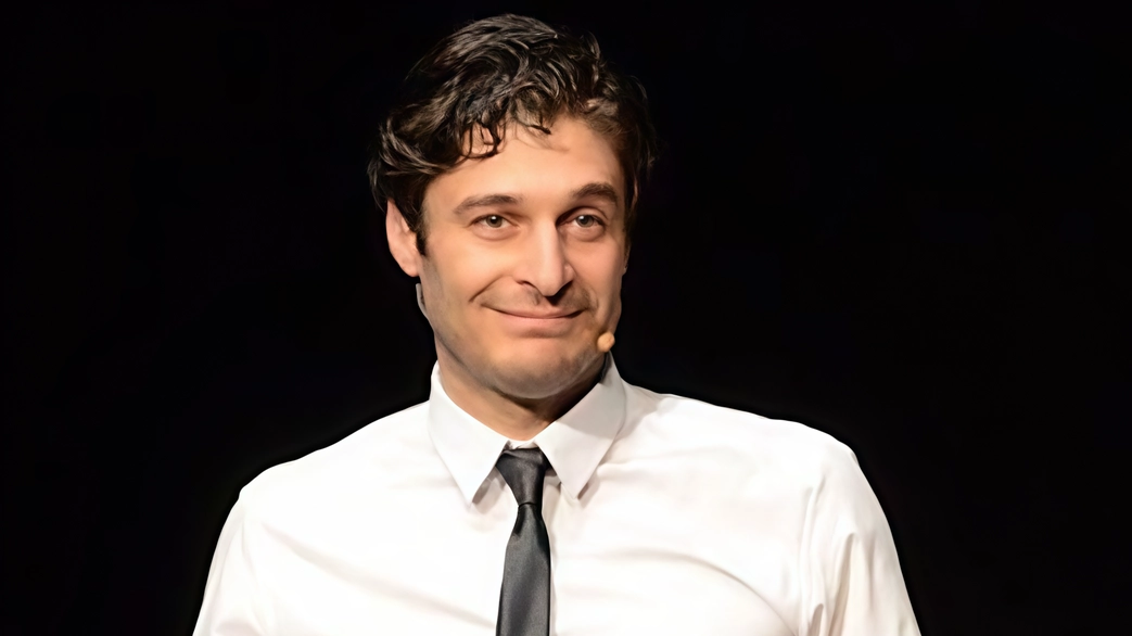 Lino Guanciale sarà il protagonista dello spettacolo in programma oggi alle 21 nel Teatro Fonderia Leopolda dal titolo «Itaca... il viaggio». Biglietti esauriti Lino Guanciale sarà il protagonista dello spettacolo in programma oggi alle 21 nel Teatro Fonderia Leopolda dal titolo «Itaca... il viaggio». Biglietti esauriti