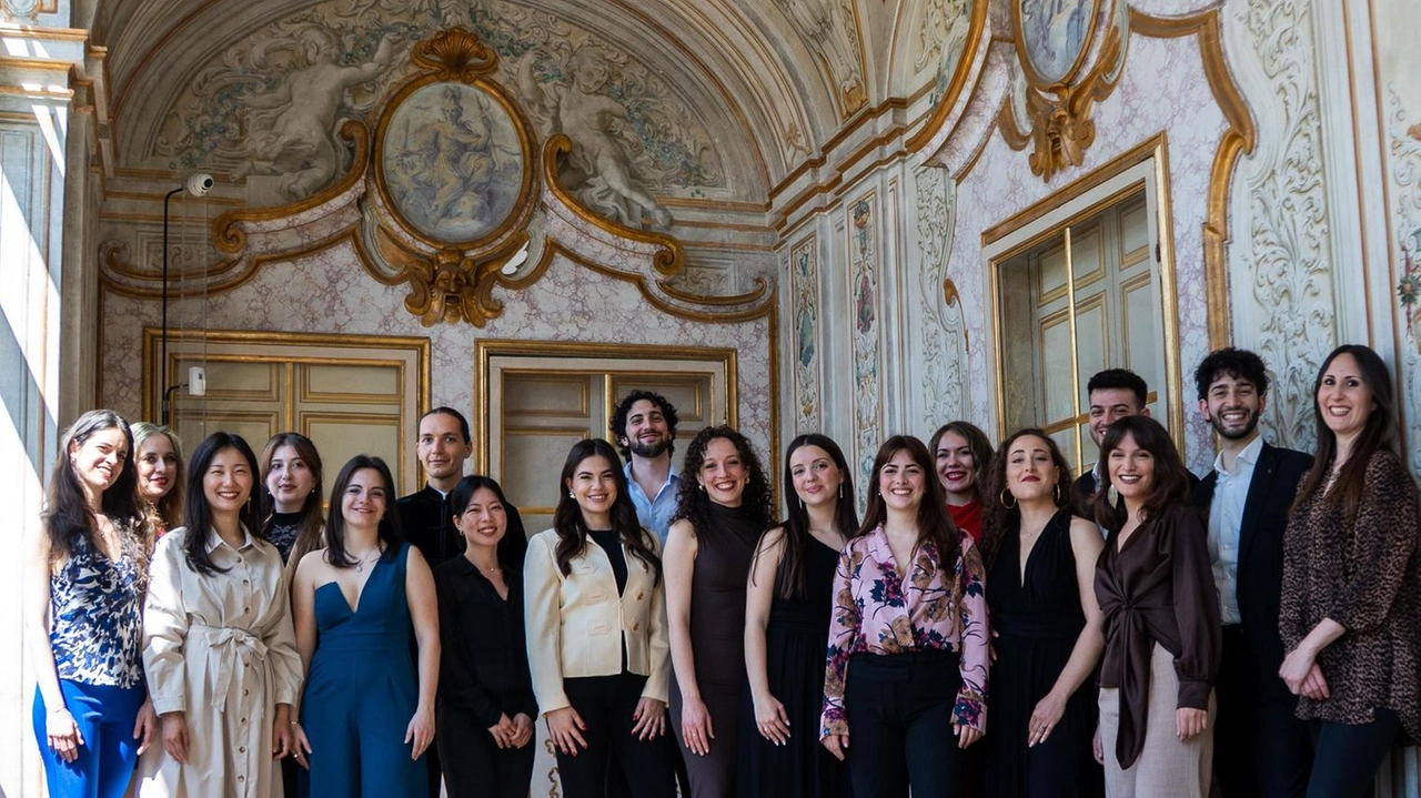 Le voci del Teatro Lirico Sperimentale “Belli“ entrano a Casa Menotti. E OperaBiblio si arricchisce di una nuova donazione. Tante... Le voci del Teatro Lirico Sperimentale “Belli“ entrano a Casa Menotti. E OperaBiblio si arricchisce di una nuova donazione. Tante...