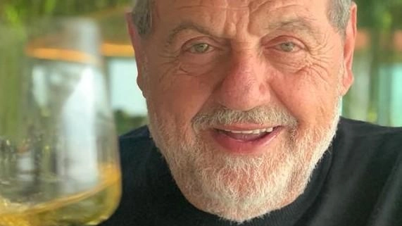 Il primo festival "Sweet Pampepato" a Terni celebra il dolce simbolo umbro con eventi, degustazioni e show-cooking. Un viaggio nel mondo del pampepato e delle eccellenze culinarie regionali. Il primo festival "Sweet Pampepato" a Terni celebra il dolce simbolo umbro con eventi, degustazioni e show-cooking. Un viaggio nel mondo del pampepato e delle eccellenze culinarie regionali.