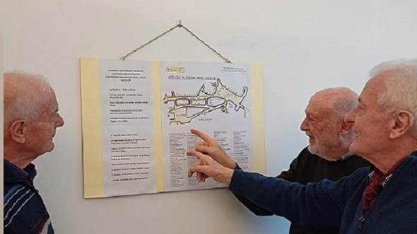 Negli anni '70 erano presenti 93 negozi Negli anni '70 erano presenti 93 negozi