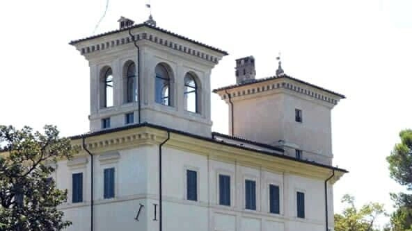 La maestosità di Villa Redenta in cui anni fa non si concretizzò il progetto di formazione nell’alta cucina La maestosità di Villa Redenta in cui anni fa non si concretizzò il progetto di formazione nell’alta cucina