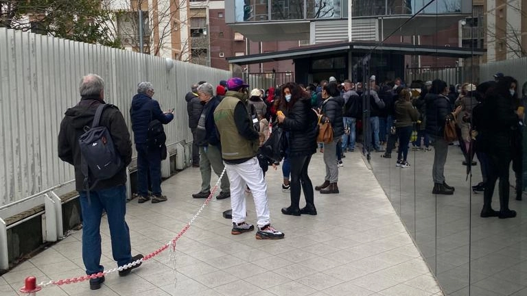 Lo sportello Ufficio immigrazione della Questura. Il Tar ha annullato gli atti della Prefettura (foto d’archivio) Lo sportello Ufficio immigrazione della Questura. Il Tar ha annullato gli atti della Prefettura (foto d’archivio)