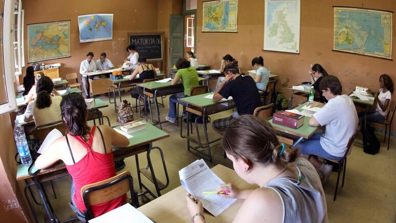 Un elaborato critico da trattare nel colloquio Un elaborato critico da trattare nel colloquio