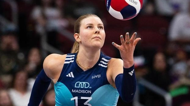 Sarah Franklin è nata a Lake Worth Beach, in Florida, 23 anni. il 2 maggio: dagli Stati Uniti è arrivata anche Skinner che si aggiunge alla riconfermata Ruddins Sarah Franklin è nata a Lake Worth Beach, in Florida, 23 anni. il 2 maggio: dagli Stati Uniti è arrivata anche Skinner che si aggiunge alla riconfermata Ruddins