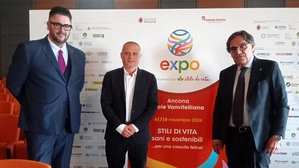 Assoutenti e Anmic Massa-Carrara all'Expo consumatori nazionale di Ancona