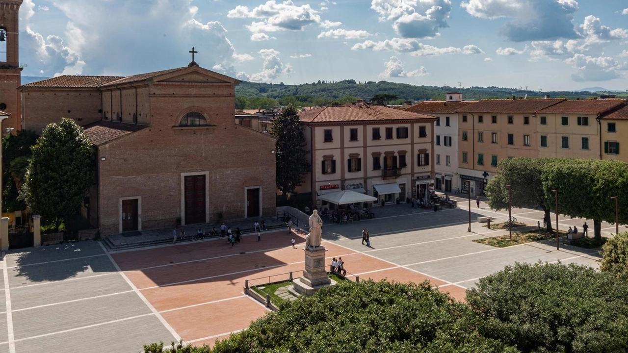 Una veduta di piazza Boccaccio nei mesi scorsi, durante i lavori di riqualificazione: il cantiere è quasi ultimato