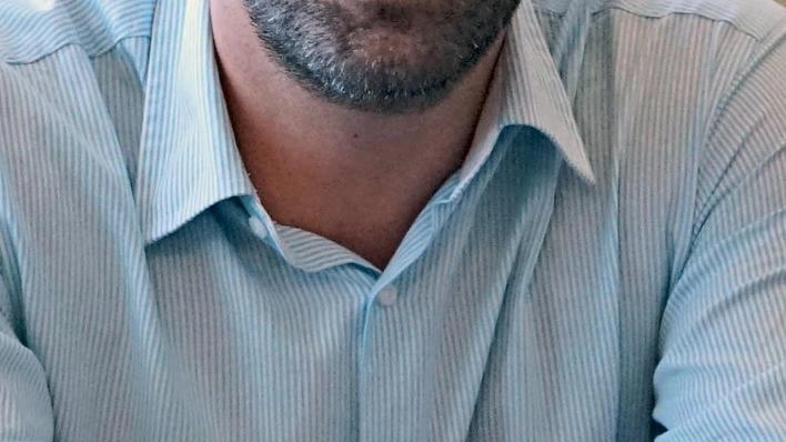 Il viceministro Rixi: "Non credo che il nostro candidato possa venire fuori dalla giunta uscente". In FdI la promozione dell’ex leghista ha creato malumori. Per il Carroccio dentro Eretta. . Il viceministro Rixi: "Non credo che il nostro candidato possa venire fuori dalla giunta uscente". In FdI la promozione dell’ex leghista ha creato malumori. Per il Carroccio dentro Eretta. .