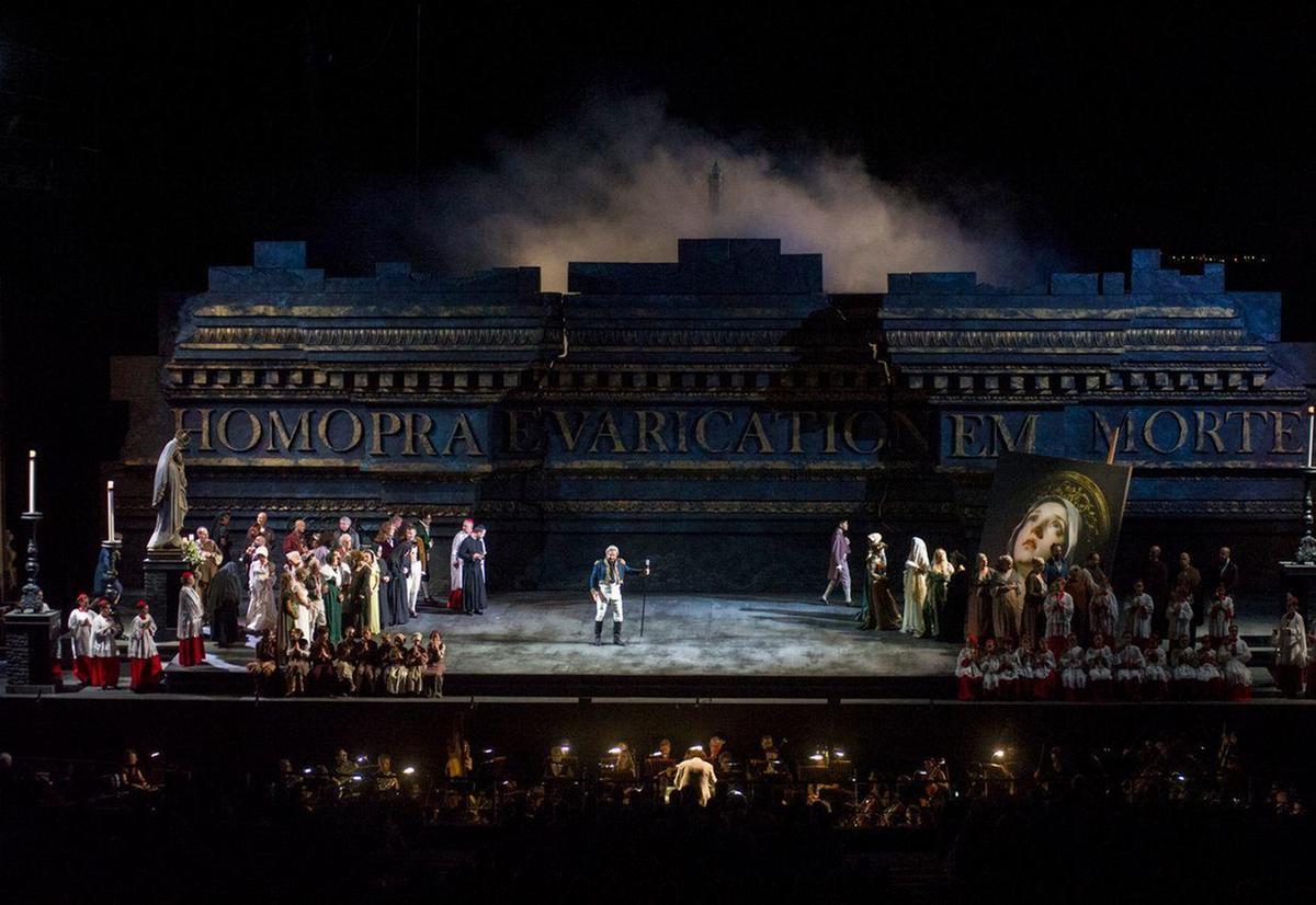 Festival Puccini, il gran finale . Sul palco la Tosca di Signorini . Chiude la stagione Manon Lescaut