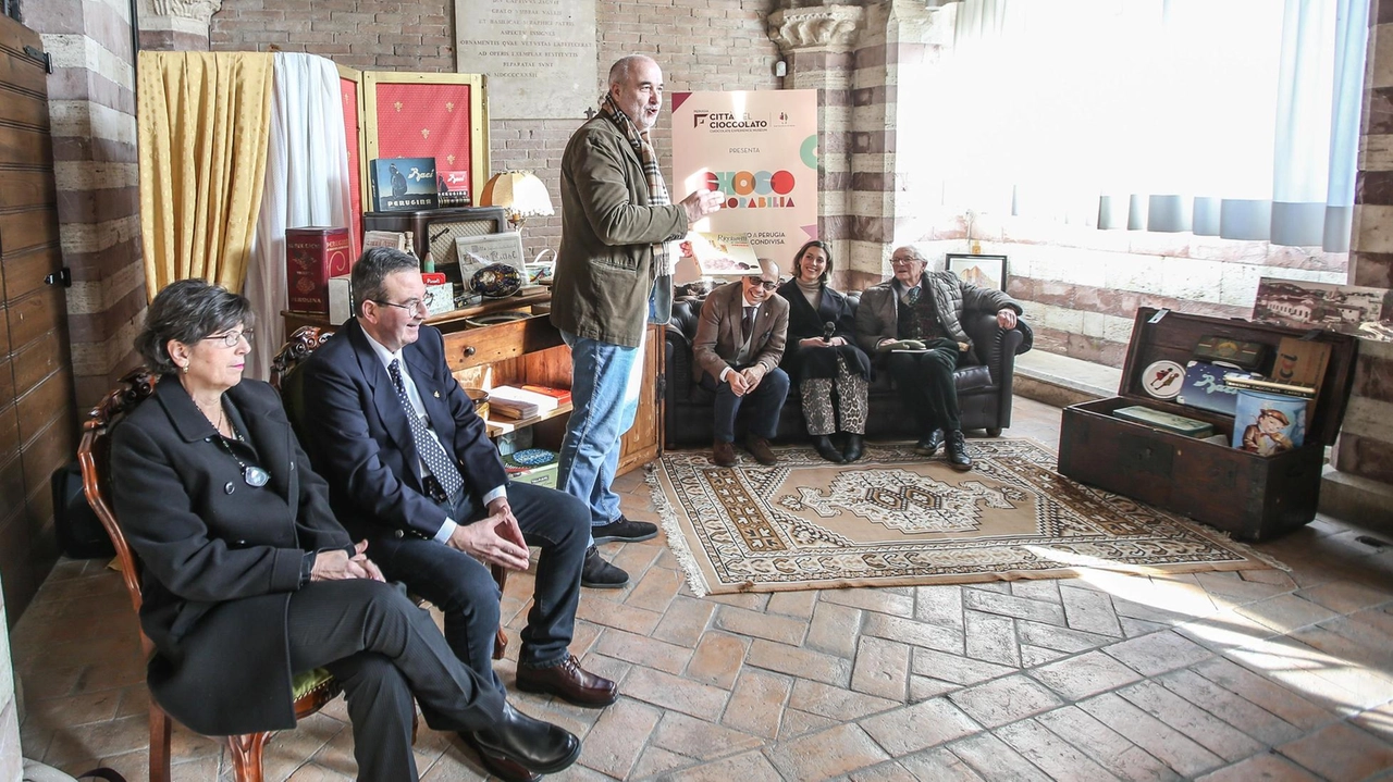 Tutti i cittadini sono invitati a fornire oggetti, cimeli e testimonianze su un legame simbolo di identità . Verrà realizzato un archivio digitale e i pezzi più belli saranno esposti nel museo al Mercato Coperto.