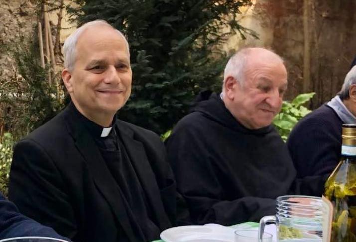 Firenze, l’amicizia tra il priore di Santo Spirito e il nuovo Papa: “L’ultima volta qui ad aprile 2024” Firenze, l’amicizia tra il priore di Santo Spirito e il nuovo Papa: “L’ultima volta qui ad aprile 2024”
