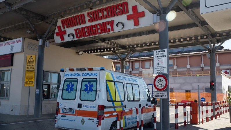 Ospedale Cisanello (foto di Enrico Mattia Del Punta) Ospedale Cisanello (foto di Enrico Mattia Del Punta)
