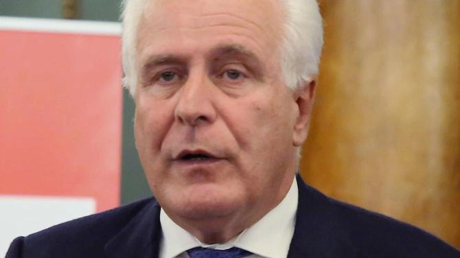 Il presidente della Regione Toscana chiede intervento urgente al Governo per fronteggiare il caro materiali e garantire continuità dei cantieri e della sanità. Il presidente della Regione Toscana chiede intervento urgente al Governo per fronteggiare il caro materiali e garantire continuità dei cantieri e della sanità.