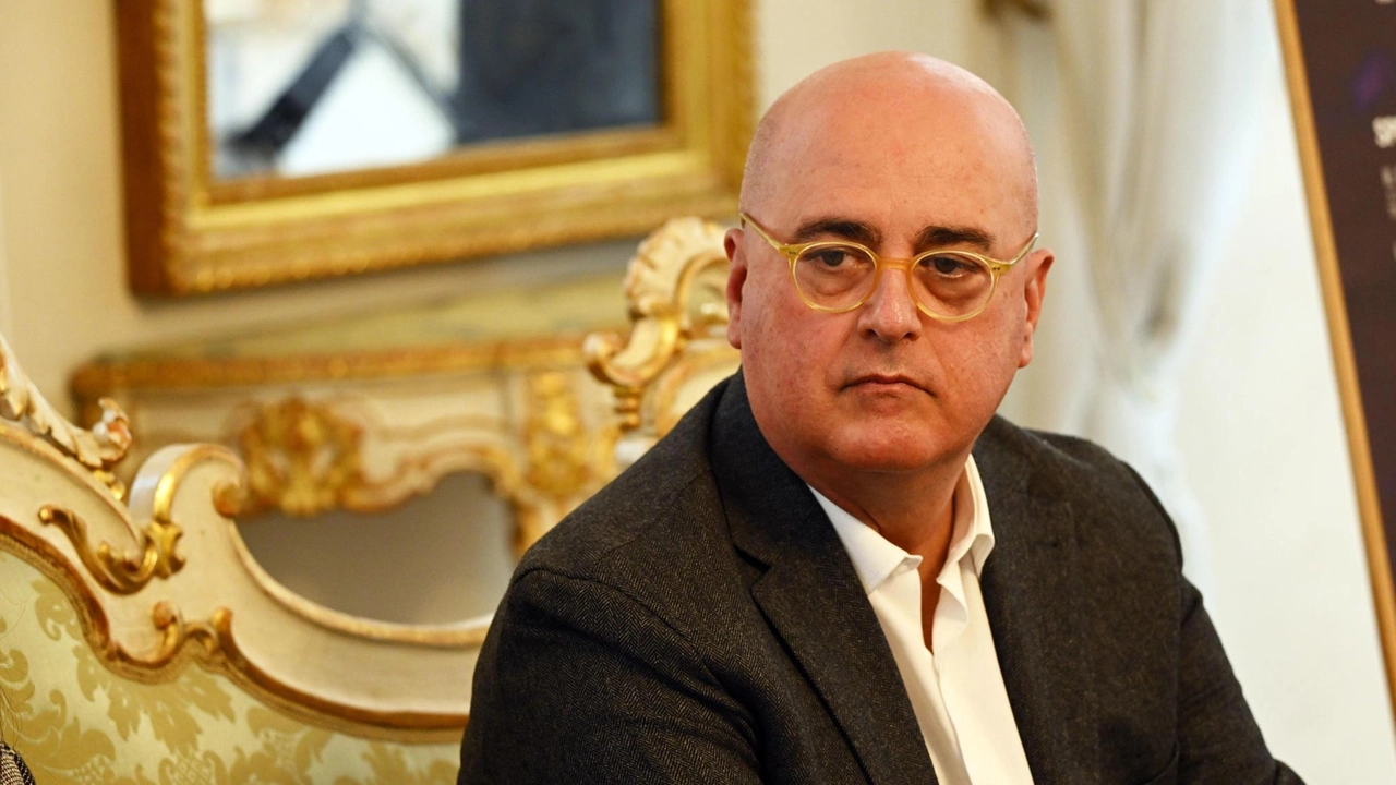 L’amminstratore unico del Teatro del Giglio, Giorgio Angelo Lazzarini, ha siglato un accordo con le librerie indipendenti lucchesi L’amminstratore unico del Teatro del Giglio, Giorgio Angelo Lazzarini, ha siglato un accordo con le librerie indipendenti lucchesi