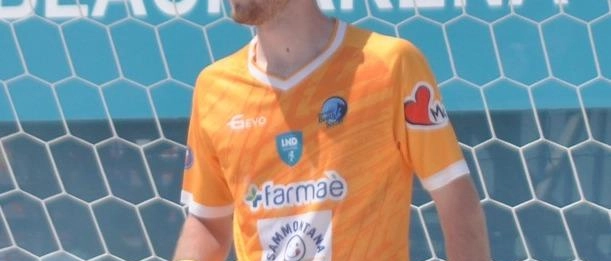 Beach soccer, da oggi fino a sabato a San Benedetto del Tronto: per l’occasione i bianconeri hanno ingaggiato anche Sapienza e Bartoli. Missione Coppa Italia per l’Under 20 della Vbs