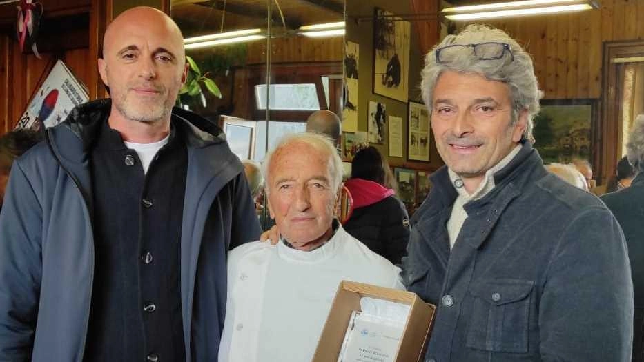 Petrucci, barbiere da 65 anni. Nel suo negozio  anche Moser