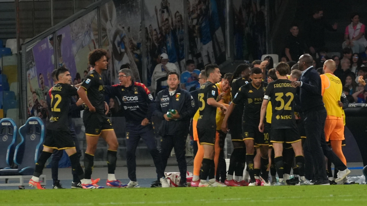 Napoli-Genoa 2-2, Vasquez gela il Maradona. Azzurri ancora primi, ma solo a +1 sull'Inter