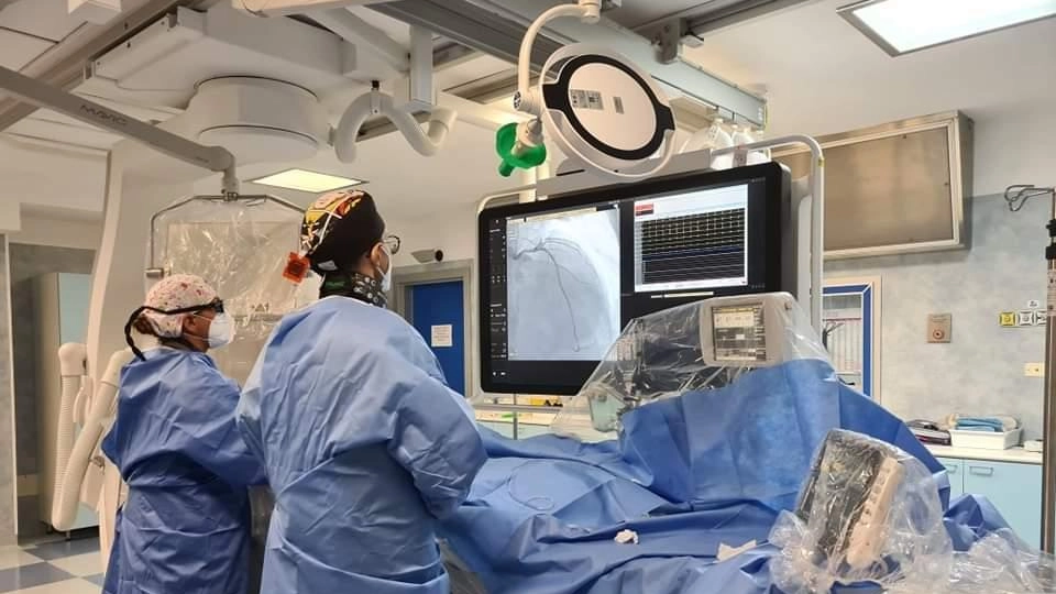 Il. macchinario ha sostituito quello vecchio che aveva all’attivo oltre 15mila procedure Il. macchinario ha sostituito quello vecchio che aveva all’attivo oltre 15mila procedure