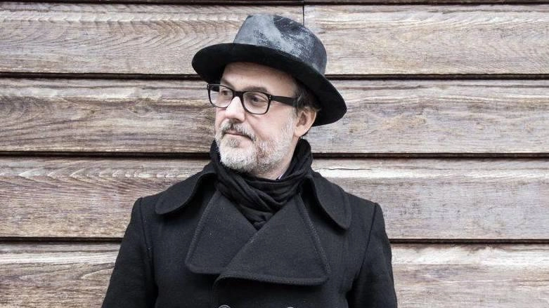 Marco Parente atteso ospite della rassegna Discipline(s) Music Club, il ricco contenitore di concerti del Politeama