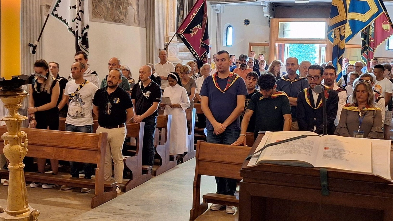 A Piancastagnaio persistono polemiche dopo la controversa vittoria della contrada di Castello al palio. Borgo e Coro chiedono di visionare il video dell'arrivo. Castello si prepara ai festeggiamenti. A Piancastagnaio persistono polemiche dopo la controversa vittoria della contrada di Castello al palio. Borgo e Coro chiedono di visionare il video dell'arrivo. Castello si prepara ai festeggiamenti.