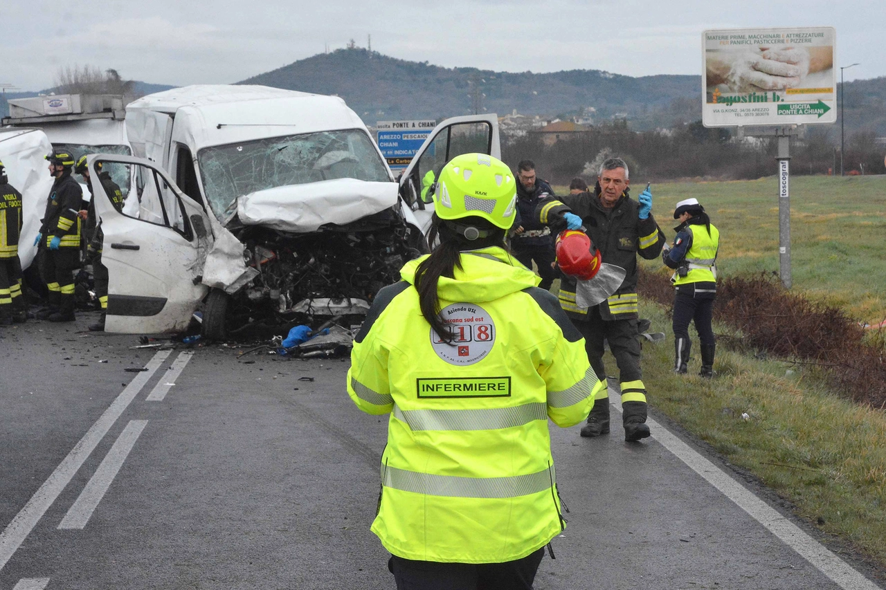 Arezzo Incidente mortale raccordo autostradale