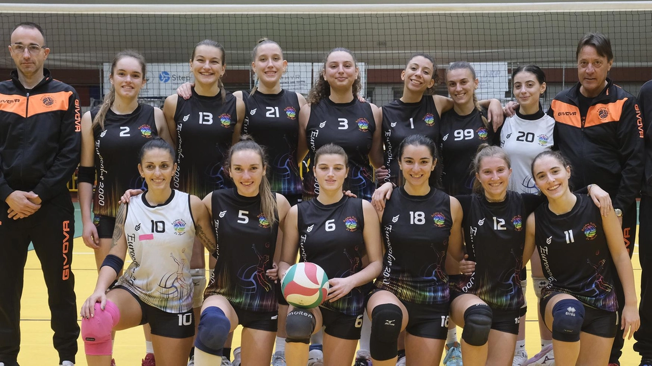 Quarta vittoria consecutiva il Volley Colombiera che a Carasco vince 3-1 (parziali 13-25, 22-25, 25-9, 21-25), dando una prova di... Quarta vittoria consecutiva il Volley Colombiera che a Carasco vince 3-1 (parziali 13-25, 22-25, 25-9, 21-25), dando una prova di...