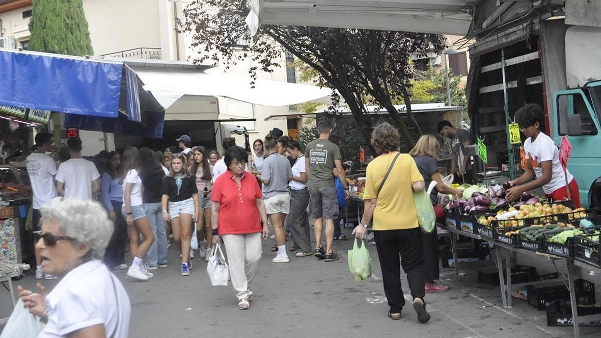 Gli operatori segnalano compattezza nella distribuzione degli spazi, in seguito agli spostamenti di banchi Gli operatori segnalano compattezza nella distribuzione degli spazi, in seguito agli spostamenti di banchi