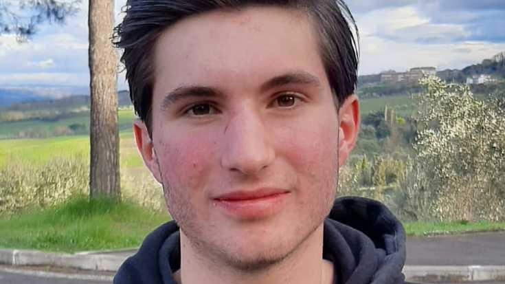 Il talento di Niccolò De Bernardi, 17 anni, studente del terzo liceo scientifico. Residente a Chianciano Terme, il giovane frequenta l’istituto di Montepulciano. .