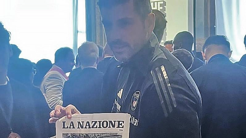 Con le valigie. Miguel Veloso lascia il Pisa: "Due anni ricchi di emozioni»
