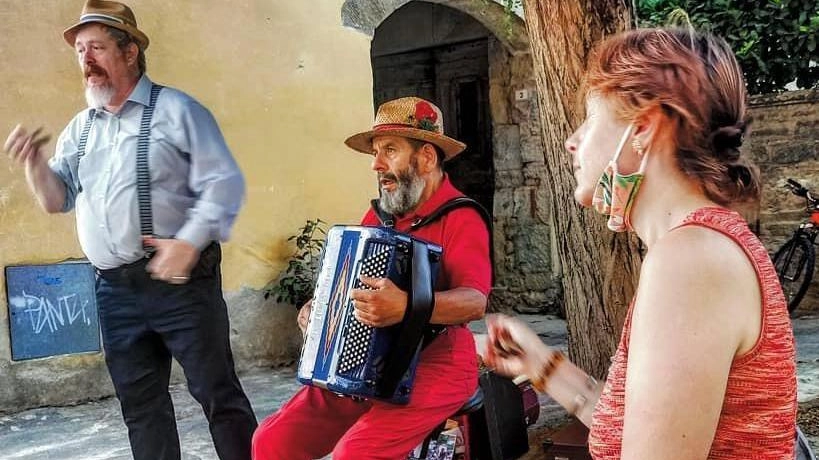 Una delle iniziative che si tengono al museo italiano dell’immaginario folklorico di San Michele a Piazza al Serchio