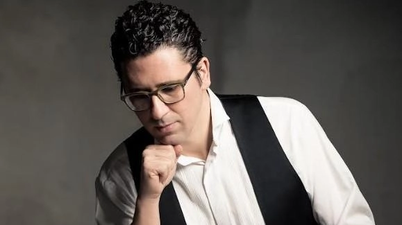 Il pianista di fama mondiale Giuseppe Andaloro, che sarà mercoledì prossimo ad Empoli per eseguire il concerto per pianoforte ed orchestra di Rachmaninov