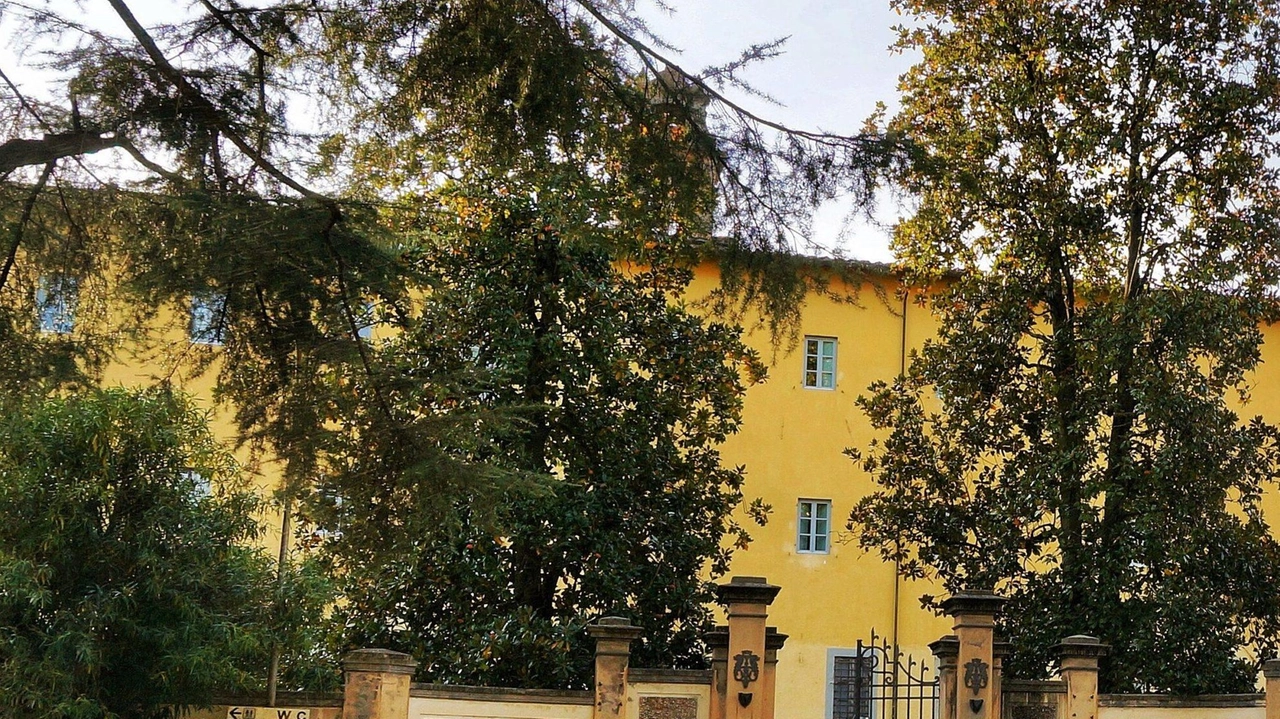 Il finanziamento da 200mila euro per capire se sarà sufficiente la messa in sicurezza per salvare l’edificio Il finanziamento da 200mila euro per capire se sarà sufficiente la messa in sicurezza per salvare l’edificio