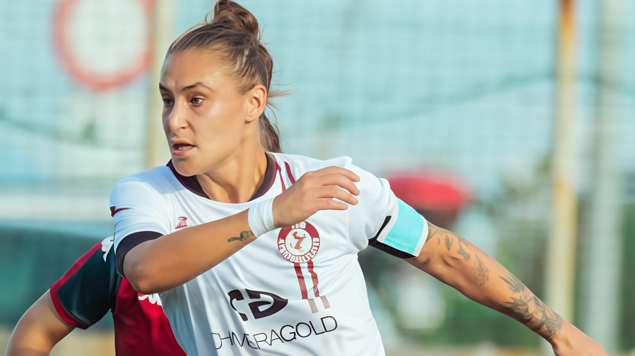 Costanza Razzolini, il suo gol sul campo del Cesena non è bastato per dare la scossa necessaria alle amaranto Costanza Razzolini, il suo gol sul campo del Cesena non è bastato per dare la scossa necessaria alle amaranto