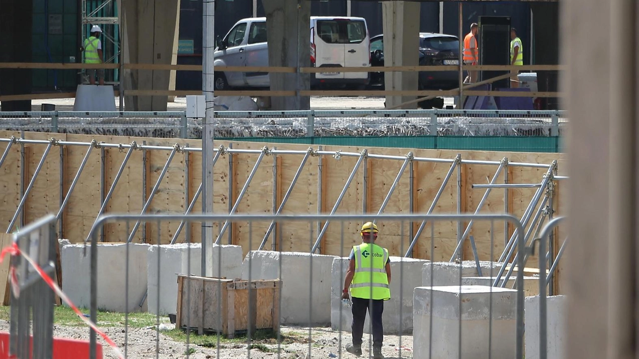 L’interno del cantiere allo stadio Franchi
