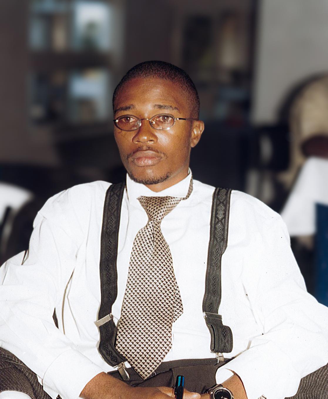 https://www.lanazione.it/image-service/view/acePublic/alias/contentid/YWU2NjkxMjYtNTg1MC00/0/floribert-bwana-chui.jpeg