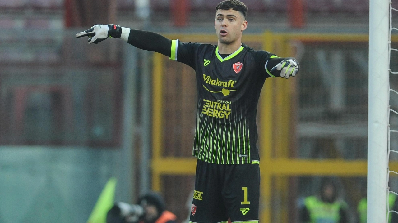 Il portiere biancorosso Luca Gemello protagonista nella prima uscita ufficiale della stagione, in Coppa Italia contro il Pontedera
