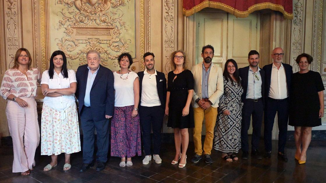 https://www.lanazione.it/image-service/view/acePublic/alias/contentid/YWU3YjdjNmItNDU1MS00/0/notte-bianca-conto-alla-rovescia-il-30-agosto-musei-e-torri-aperte-e-i-droni-che-disegnano-la-citta.jpeg?f=16:9&w=1200&h=630
