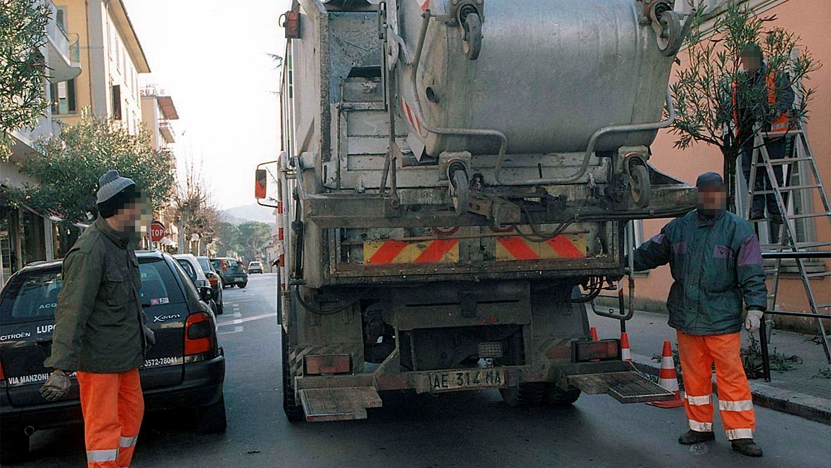 Tra le novità, sarà introdotta la pulizia delle strade con divieti di sosta Tra le novità, sarà introdotta la pulizia delle strade con divieti di sosta