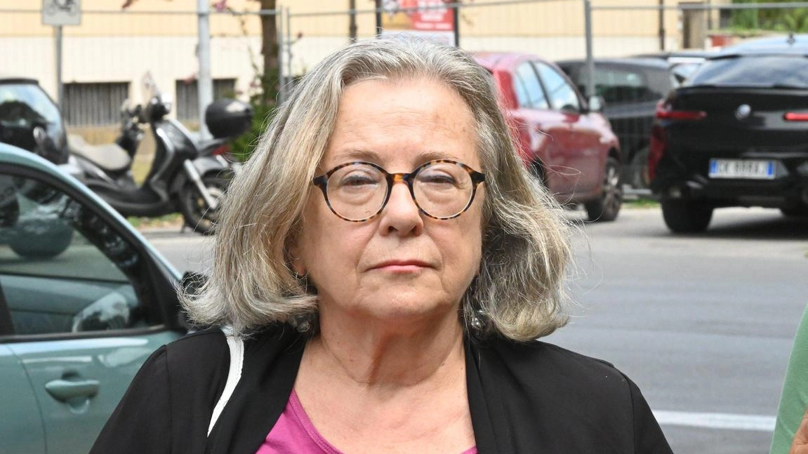 Partita da Campo di Marte la raccolta di firme lanciata per superare l’attuale divisione in Aree vaste. I promotori: "L’obiettivo dev’essere quello di garantire a tutti diritto alla salute oggi compromesso".