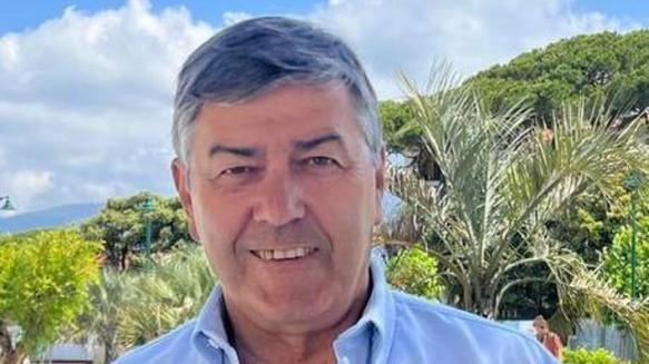 Il sindaco Murzi ha firmato l’ordinanza per prevenire e controllare malattie infettive trasmissibili attraverso la puntura della zanzara tigre e della zanzara comune Il sindaco Murzi ha firmato l’ordinanza per prevenire e controllare malattie infettive trasmissibili attraverso la puntura della zanzara tigre e della zanzara comune