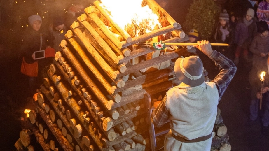 Abbadia San Salvatore, torna la tradizione delle ‘Fiaccole’