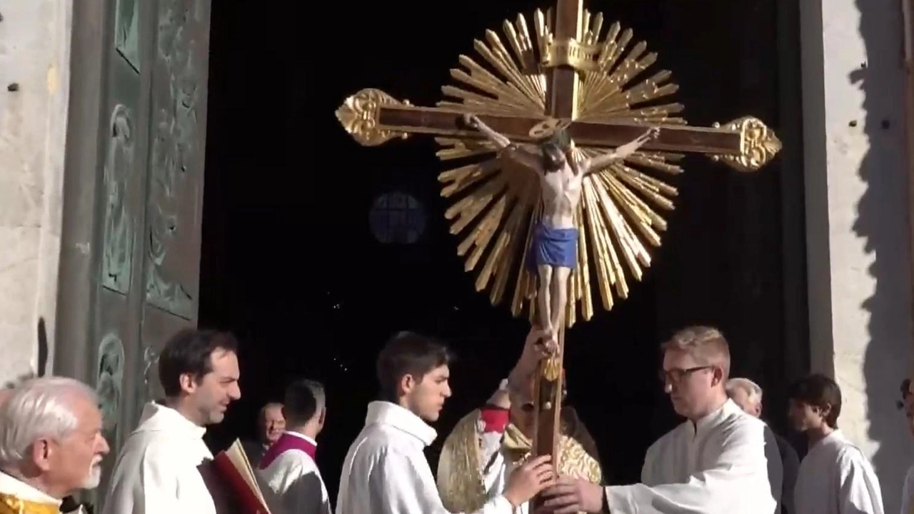 Sabato a Siena meditazione e Santa Messa con il Cardinale Lojudice Sabato a Siena meditazione e Santa Messa con il Cardinale Lojudice