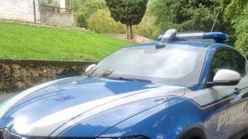 La Polizia di Stato ha denunciato un cittadino marocchino di 22 anni per furto aggravato in un negozio di San Concordio. Il giovane, già noto alle forze dell'ordine, è stato individuato grazie alle videocamere e denunciato in stato di libertà. La Polizia di Stato ha denunciato un cittadino marocchino di 22 anni per furto aggravato in un negozio di San Concordio. Il giovane, già noto alle forze dell'ordine, è stato individuato grazie alle videocamere e denunciato in stato di libertà.