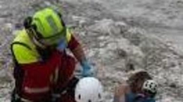 Proiezione del documentario "Marmolada 03.07.22" a Sansepolcro, omaggio alle vittime e denuncia del cambiamento climatico.
