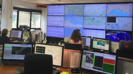 La sala operativa dell'Ingv che ha registrato lo sciame sismico a Siena e provincia