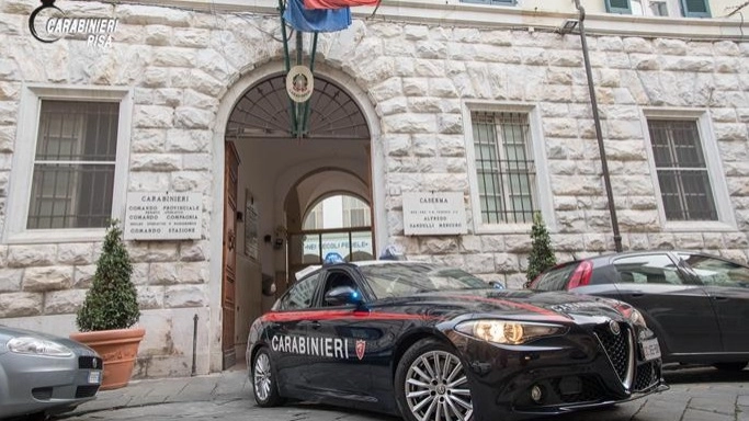 Carabinieri (foto d'archivio) Carabinieri (foto d'archivio)